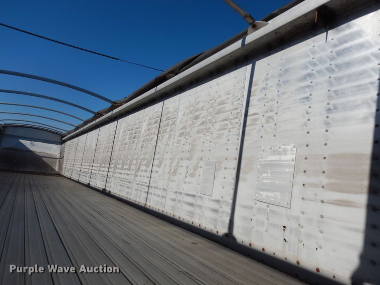 image for item DM3208 2014 Wilkens OF2WA22BCFSTU  walking floor trailer