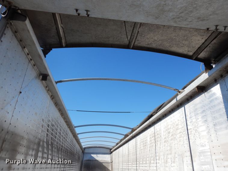 image for item DM3208 2014 Wilkens OF2WA22BCFSTU  walking floor trailer