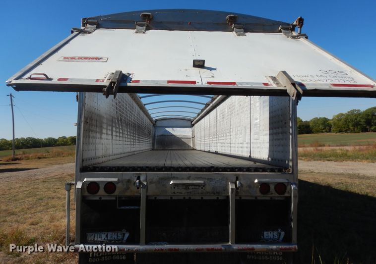 image for item DM3208 2014 Wilkens OF2WA22BCFSTU  walking floor trailer