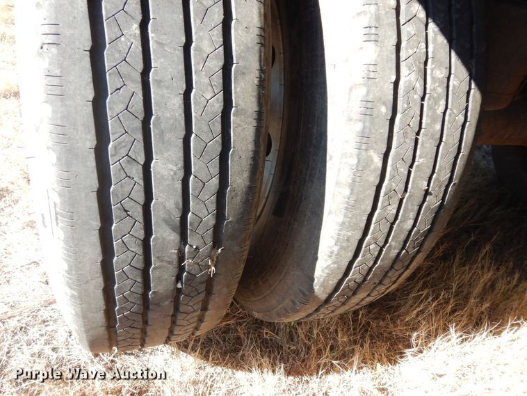 image for item DM3208 2014 Wilkens OF2WA22BCFSTU  walking floor trailer