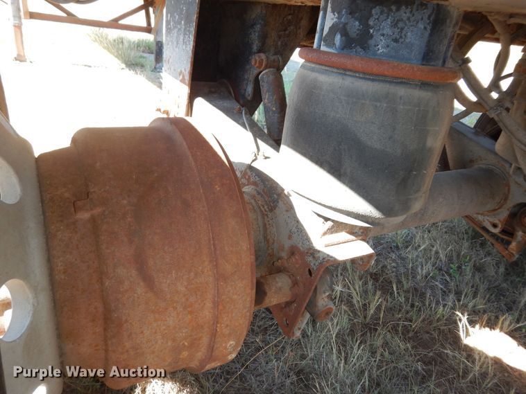 image for item DM3208 2014 Wilkens OF2WA22BCFSTU  walking floor trailer