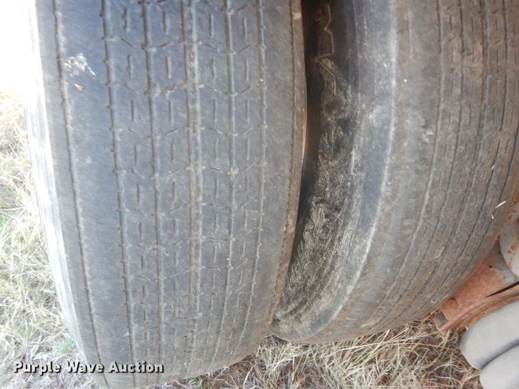 image for item DM3208 2014 Wilkens OF2WA22BCFSTU  walking floor trailer