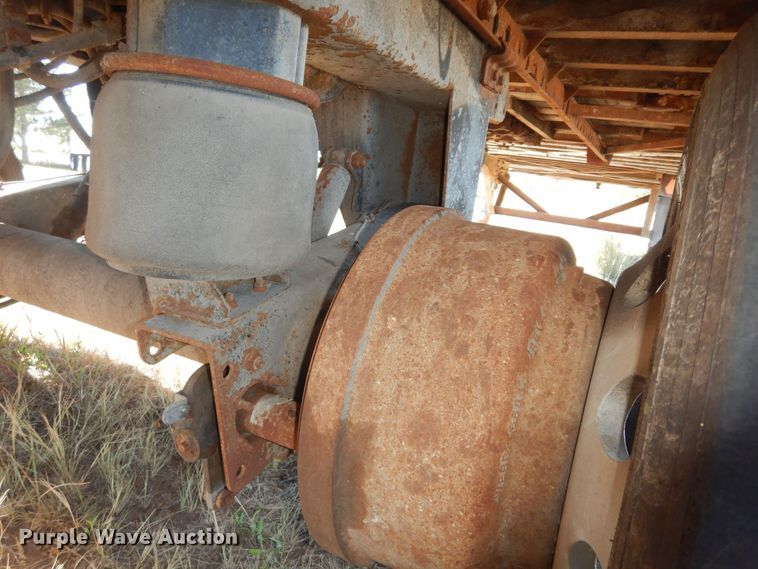 image for item DM3208 2014 Wilkens OF2WA22BCFSTU  walking floor trailer