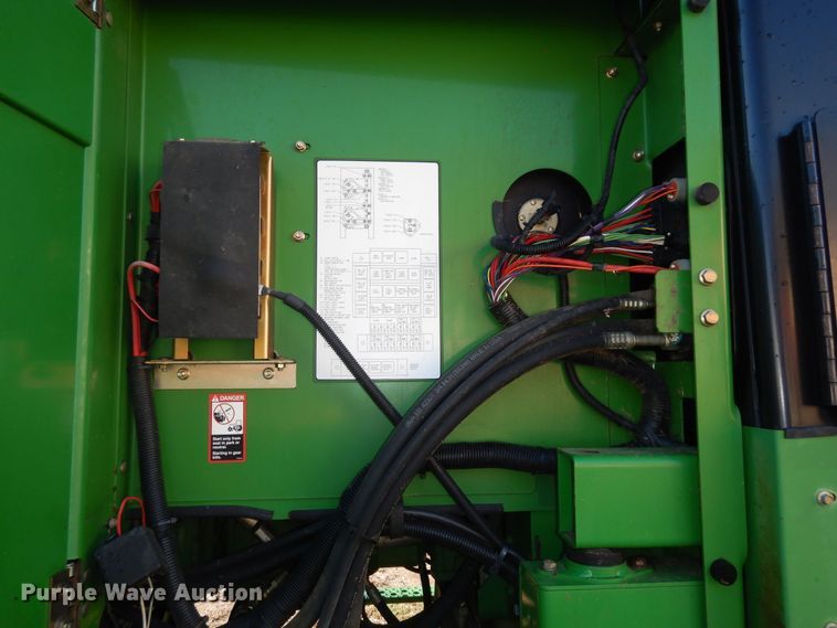 image for item DM3210 2007 John Deere 4995  windrower