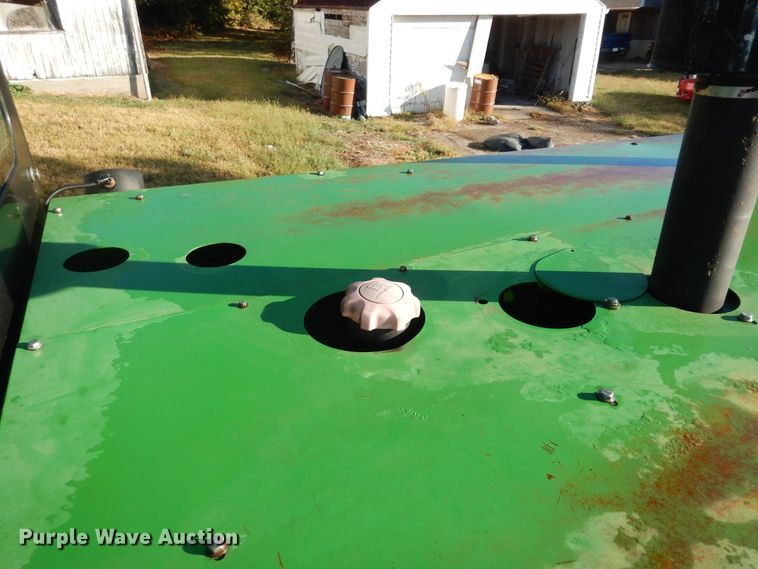 image for item DM3210 2007 John Deere 4995  windrower