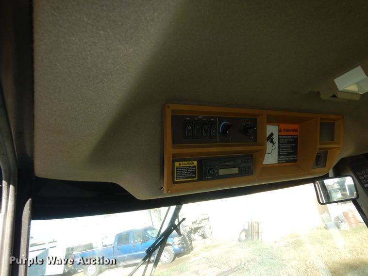 image for item DM3210 2007 John Deere 4995  windrower