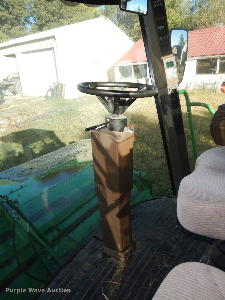 image for item DM3210 2007 John Deere 4995  windrower