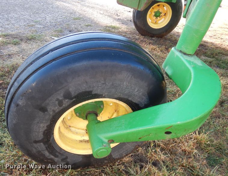 image for item DM3210 2007 John Deere 4995  windrower