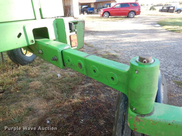 image for item DM3210 2007 John Deere 4995  windrower