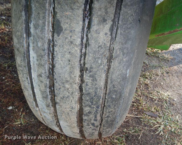 image for item DM3210 2007 John Deere 4995  windrower