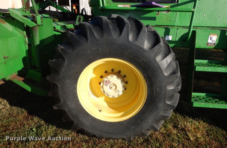 image for item DM3210 2007 John Deere 4995  windrower