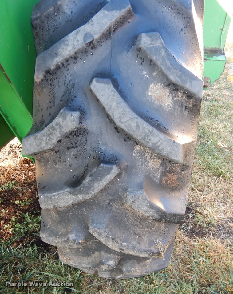 image for item DM3210 2007 John Deere 4995  windrower