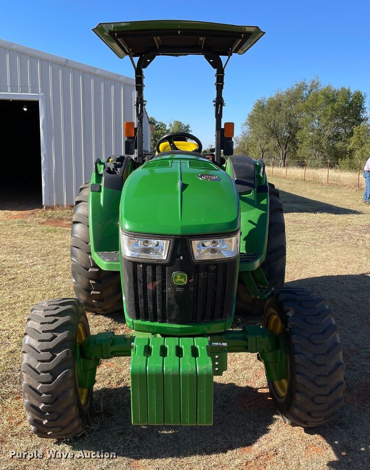 image for item DN4496 2016 John Deere 4052M  MFWD tractor