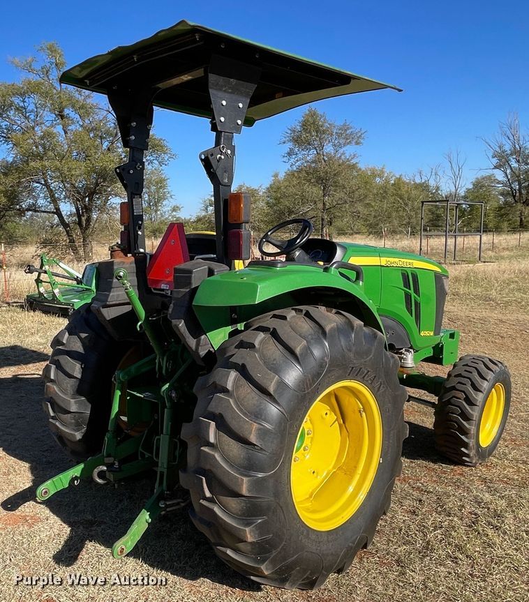 image for item DN4496 2016 John Deere 4052M  MFWD tractor