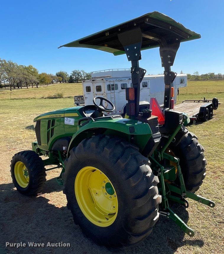 image for item DN4496 2016 John Deere 4052M  MFWD tractor