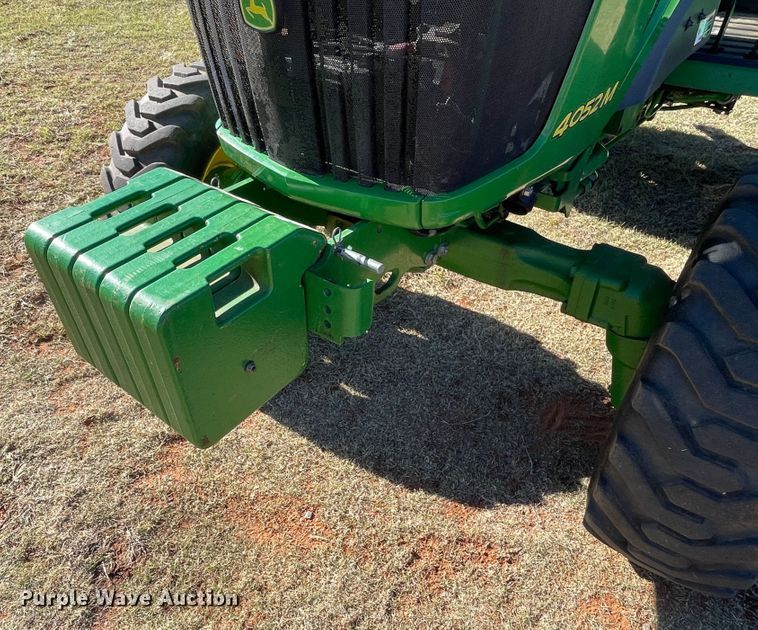 image for item DN4496 2016 John Deere 4052M  MFWD tractor