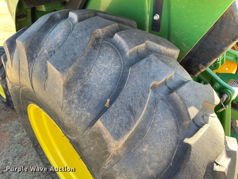 image for item DN4496 2016 John Deere 4052M  MFWD tractor