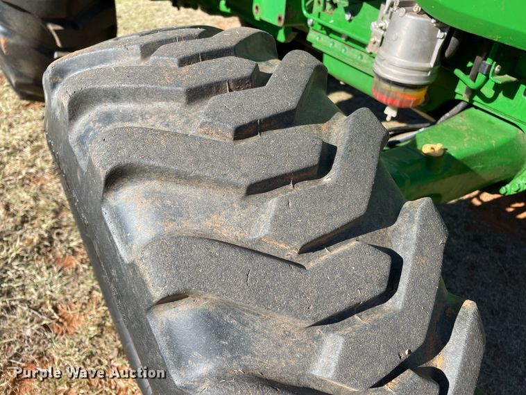 image for item DN4496 2016 John Deere 4052M  MFWD tractor