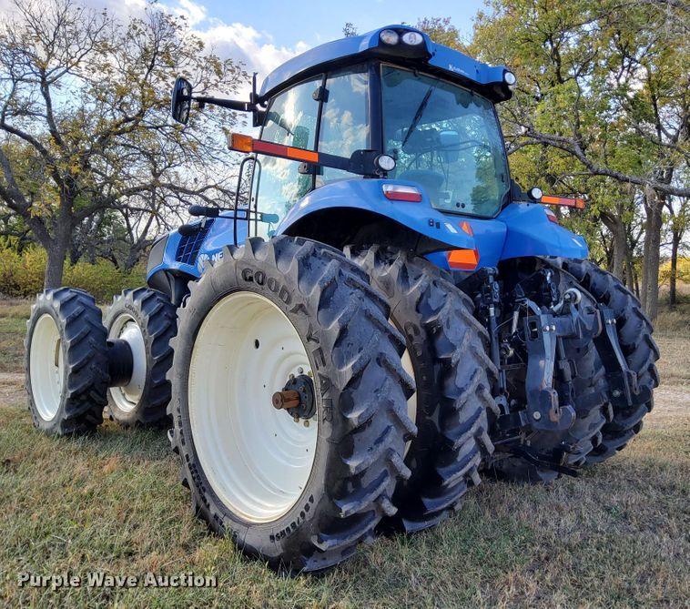 image for item DN6894 2012 New Holland T8.275  MFWD tractor