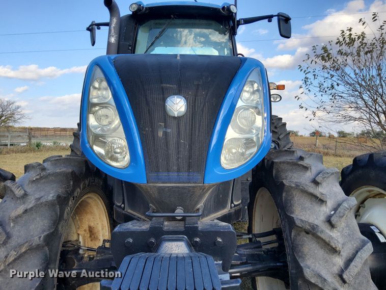 image for item DN6894 2012 New Holland T8.275  MFWD tractor