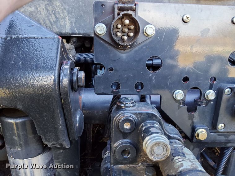 image for item DN6894 2012 New Holland T8.275  MFWD tractor