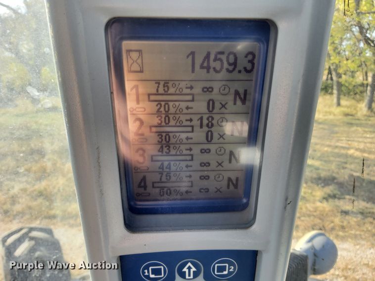 image for item DN6894 2012 New Holland T8.275  MFWD tractor