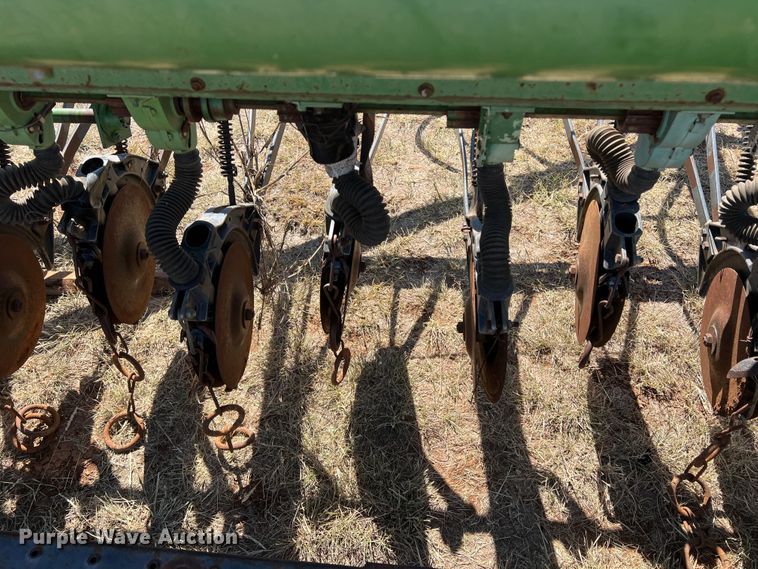 image for item DO8771 John Deere 8300  grain drill