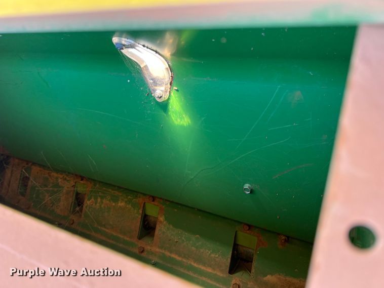 image for item DO8771 John Deere 8300  grain drill