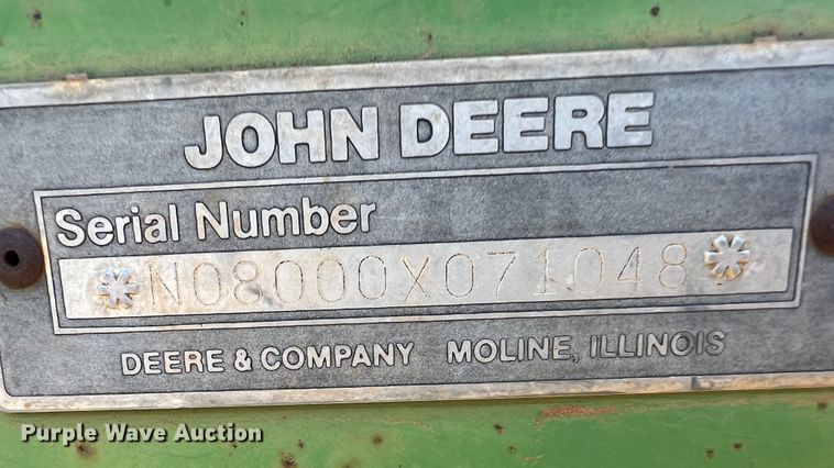 image for item DO8771 John Deere 8300  grain drill