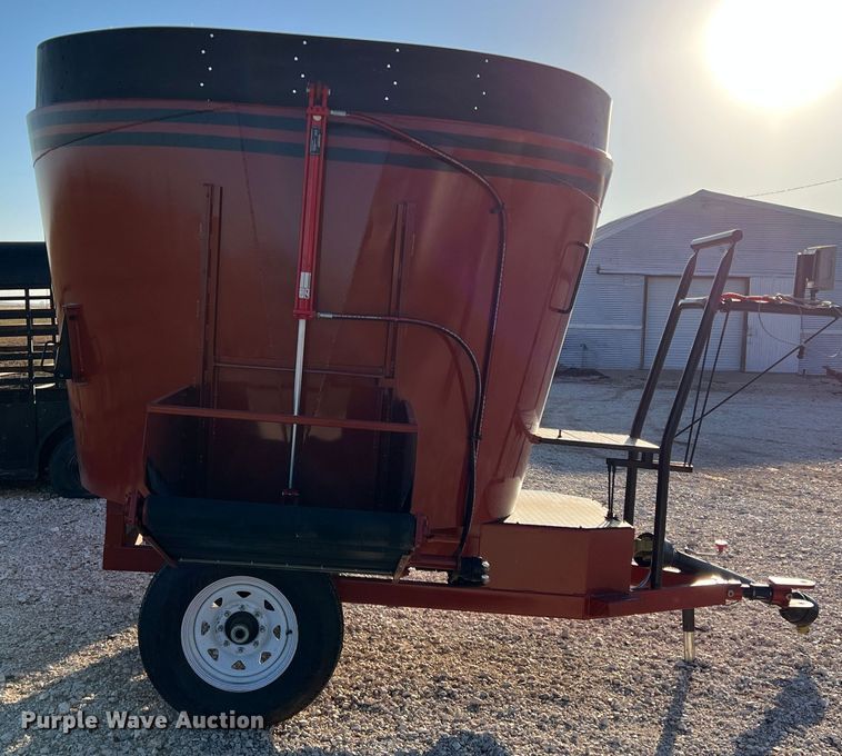 image for item DO8806 Coyote Industries  feed mixer