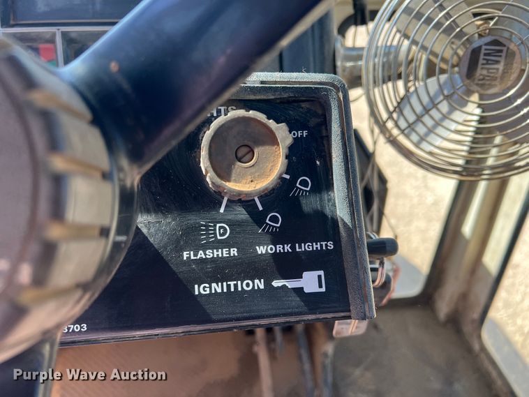 image for item DO8807 1978 Case 2390  tractor