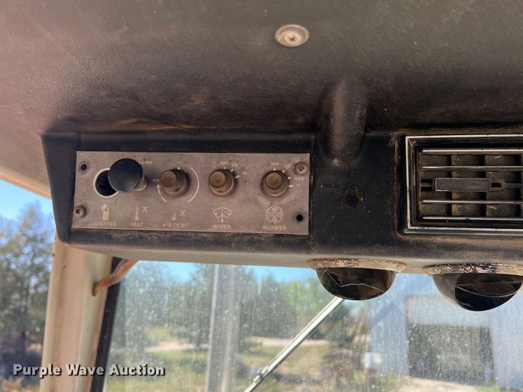 image for item DO8807 1978 Case 2390  tractor