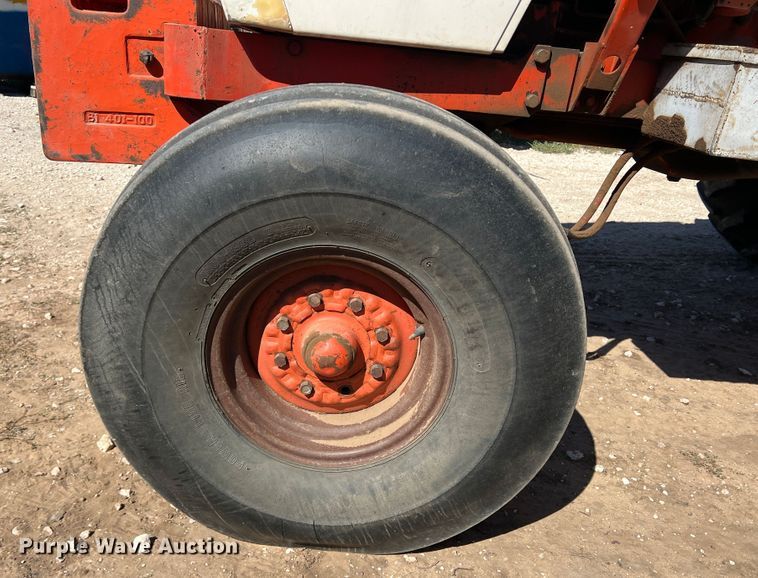 image for item DO8807 1978 Case 2390  tractor