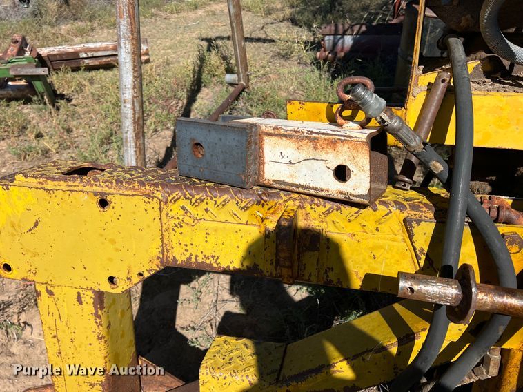 image for item DO8809 Davis 210  backhoe