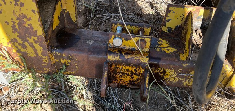 image for item DO8809 Davis 210  backhoe