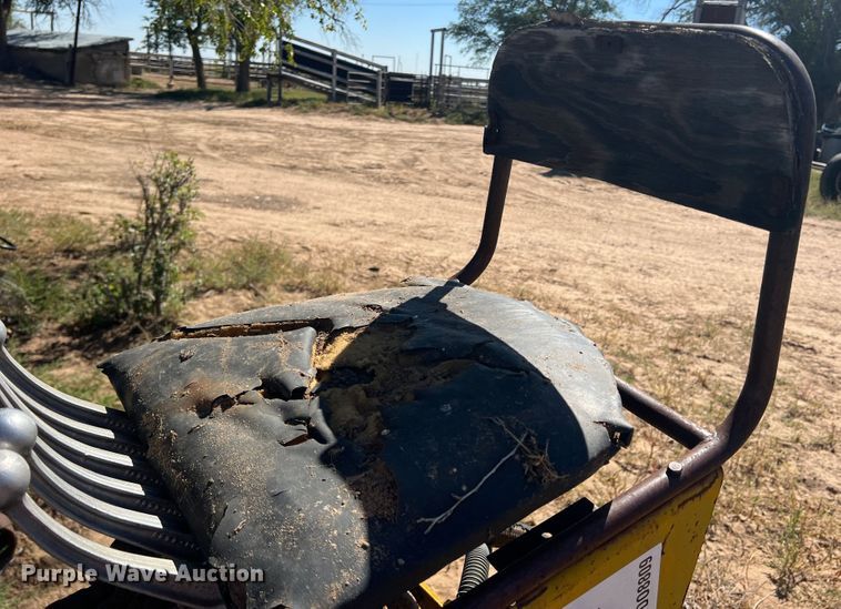 image for item DO8809 Davis 210  backhoe