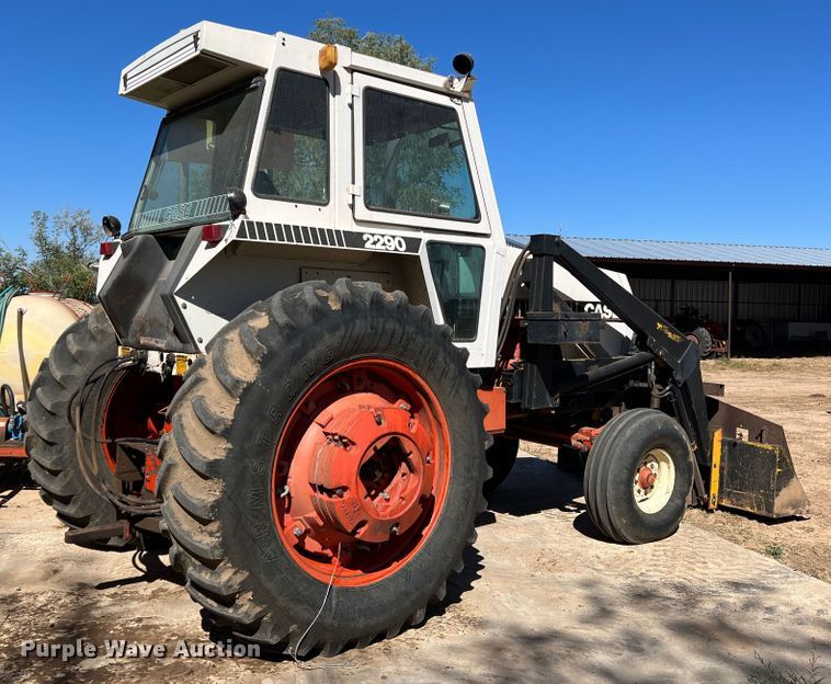 image for item DO8810 1981 Case 2290  tractor