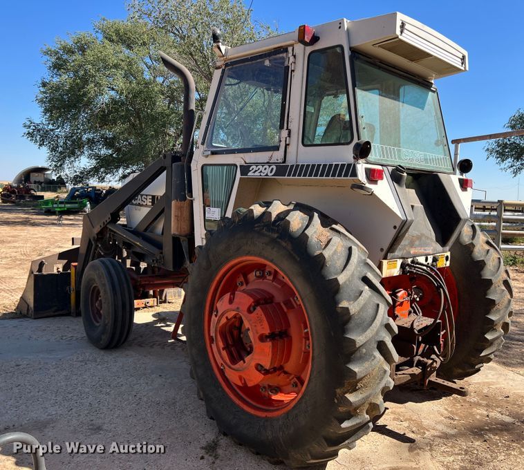image for item DO8810 1981 Case 2290  tractor
