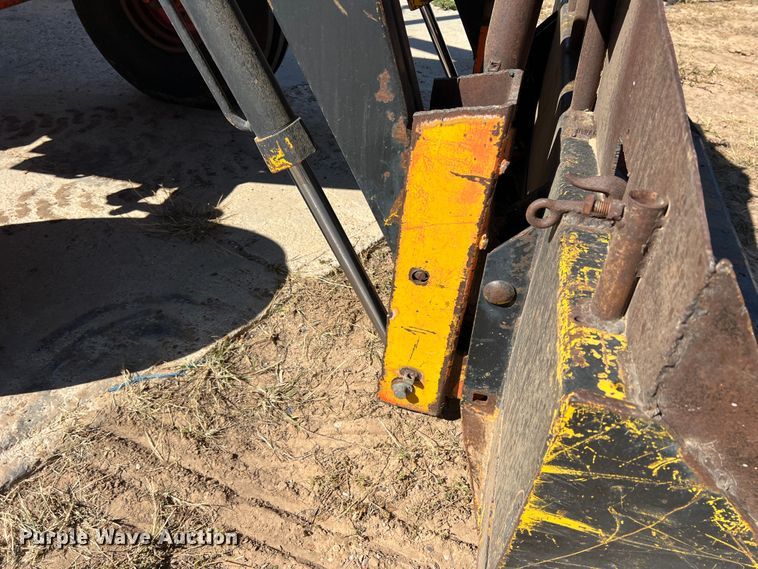 image for item DO8810 1981 Case 2290  tractor