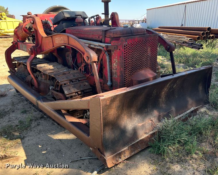 image for item DO8813 International T9  dozer