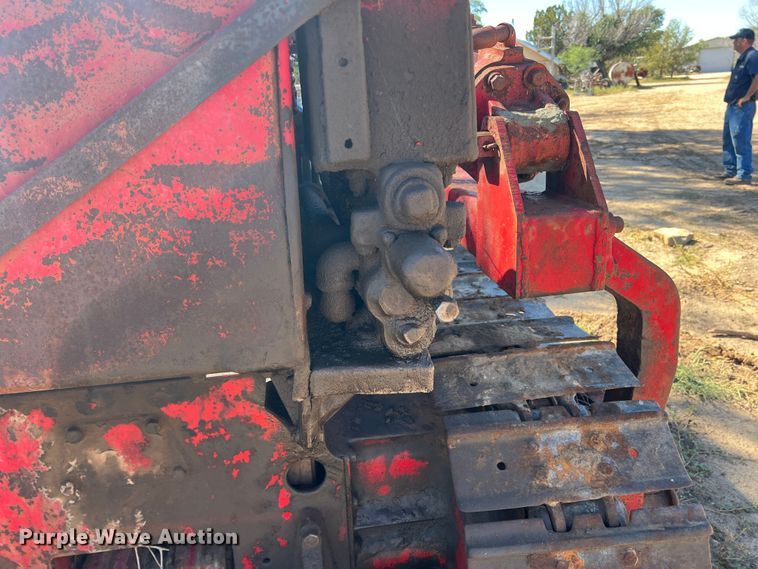 image for item DO8813 International T9  dozer