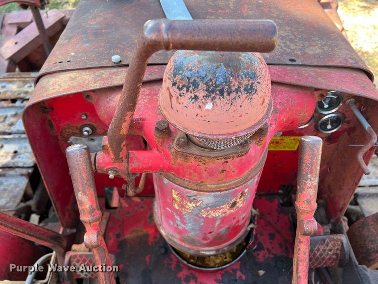 image for item DO8813 International T9  dozer