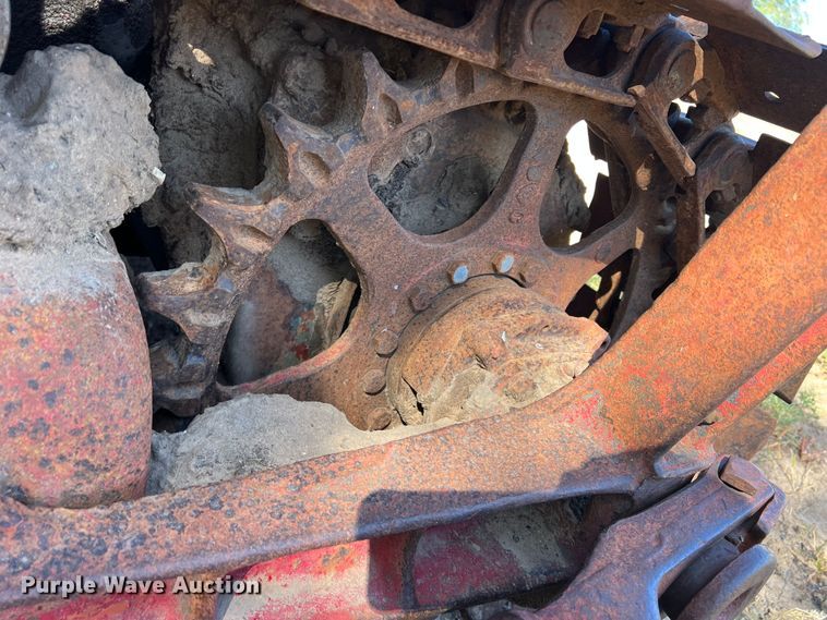 image for item DO8813 International T9  dozer