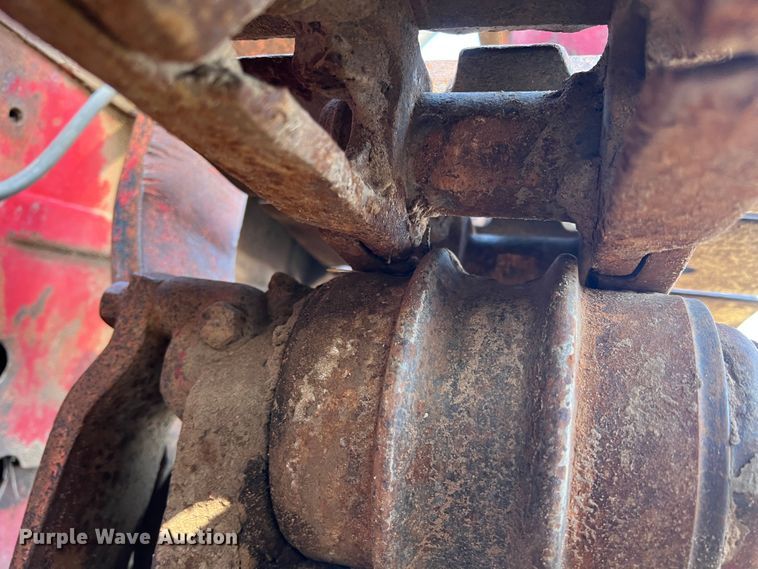 image for item DO8813 International T9  dozer