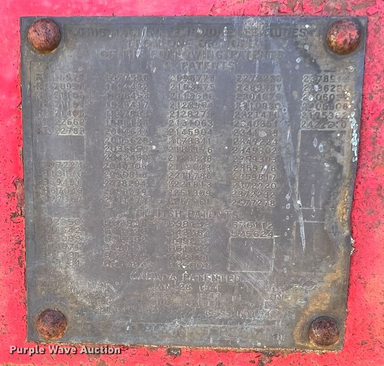 image for item DO8813 International T9  dozer