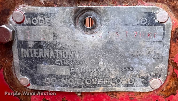 image for item DO8813 International T9  dozer