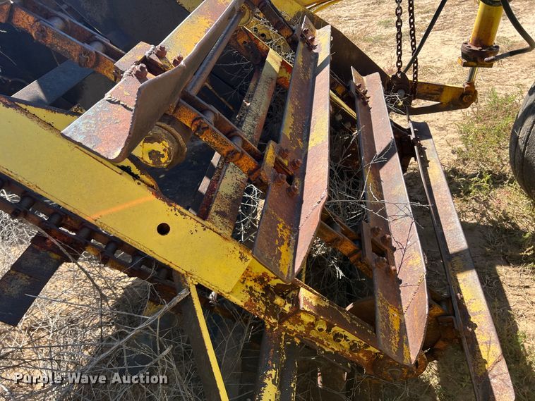 image for item DO8814 Johnson 80  elevating scraper