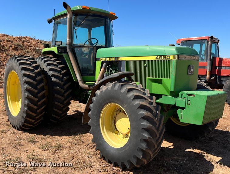 image for item DO8820 1993 John Deere 4960  MFWD tractor