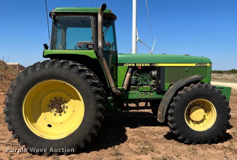 image for item DO8820 1993 John Deere 4960  MFWD tractor