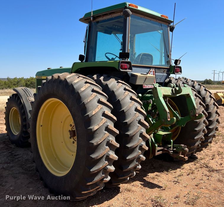 image for item DO8820 1993 John Deere 4960  MFWD tractor